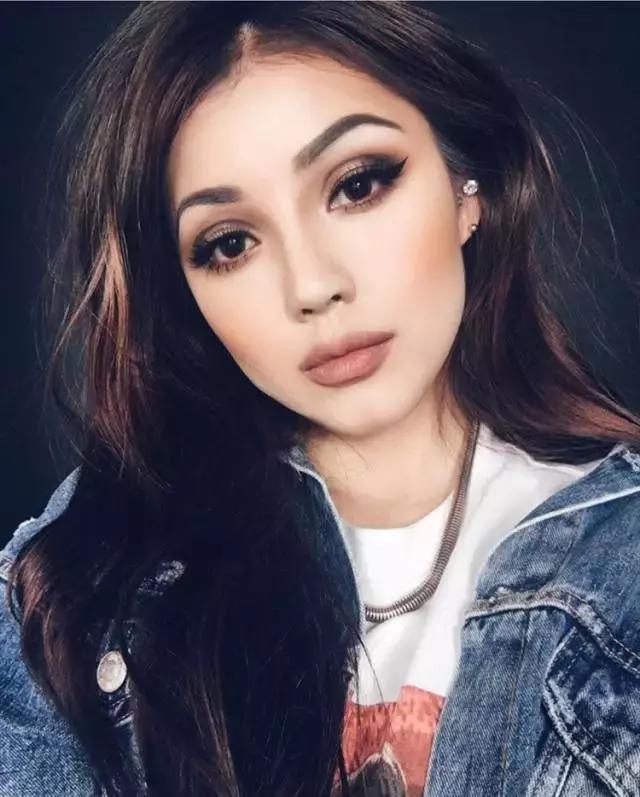 韩国美妆博主pony化妆教程,韩国pony美妆博主的视频去哪里看