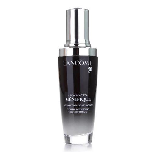 让肌肤光滑晶莹剔透用什么精华液,女生必备精华液紧致抗皱