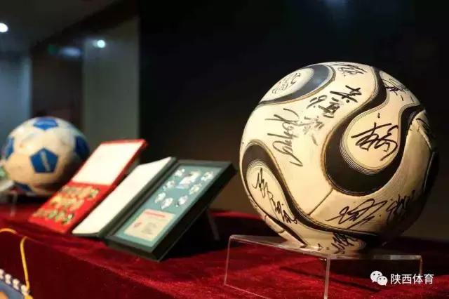 陕西足球纪念品,陕西历史博物馆文创纪念品钱币