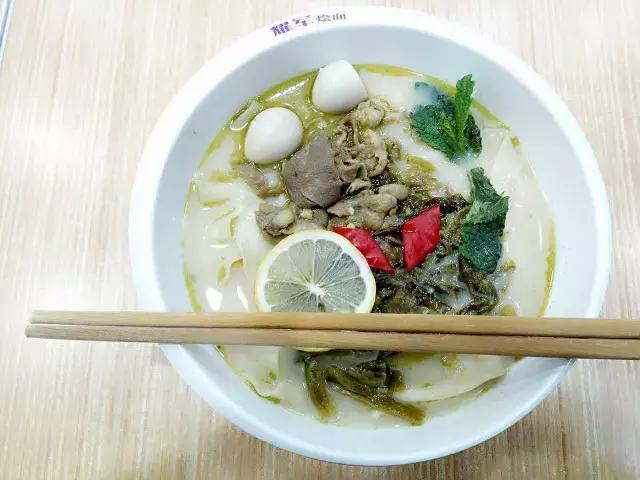 广州人均几十元吃到扶墙走的火锅,人均不到20就能吃撑的老店铺