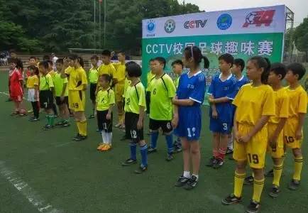 校园足球发展现状及未来趋势,中国校园足球什么时候开花结果