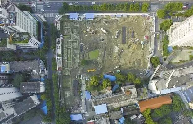 揭秘！沉睡在市中心的千年摩诃池，为你直播！