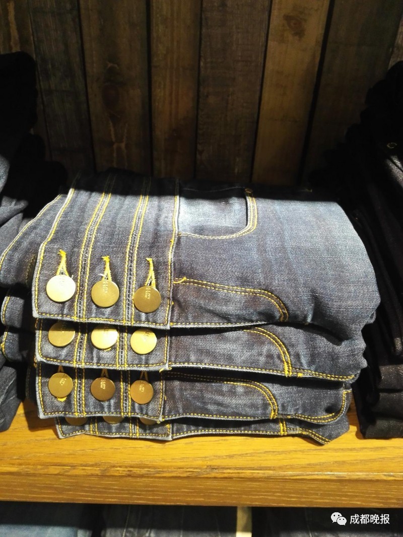 杩囪妭鏃剁殑濂ヨ幈,濂ヨ幈杩囪妭娲诲姩