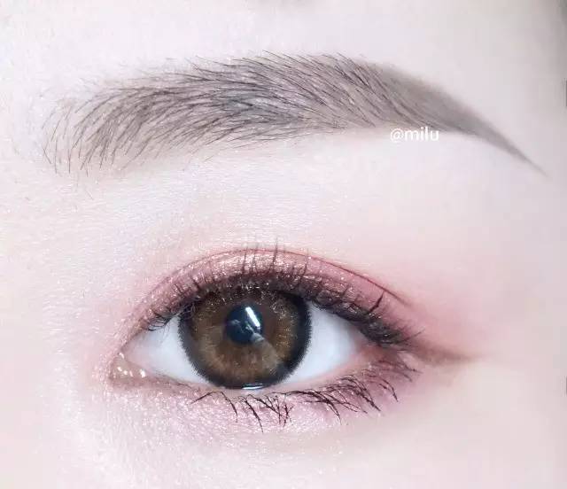 爱丽小屋眼影最新款,爱丽小屋眼影盘八色