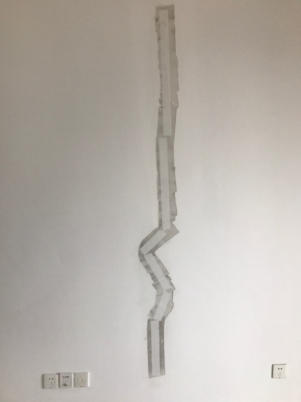 乳胶漆墙面有轻微裂痕怎样修补,墙面刷乳胶漆半年起皮什么原因