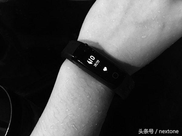 乐心手环mambo2和1区别,乐心手环mambo最新几代了