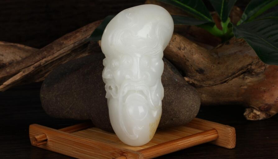 和田玉多少钱一克,青白和田玉价格