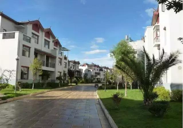 丽江人住的什么房子,丽江住城北好还是城南好