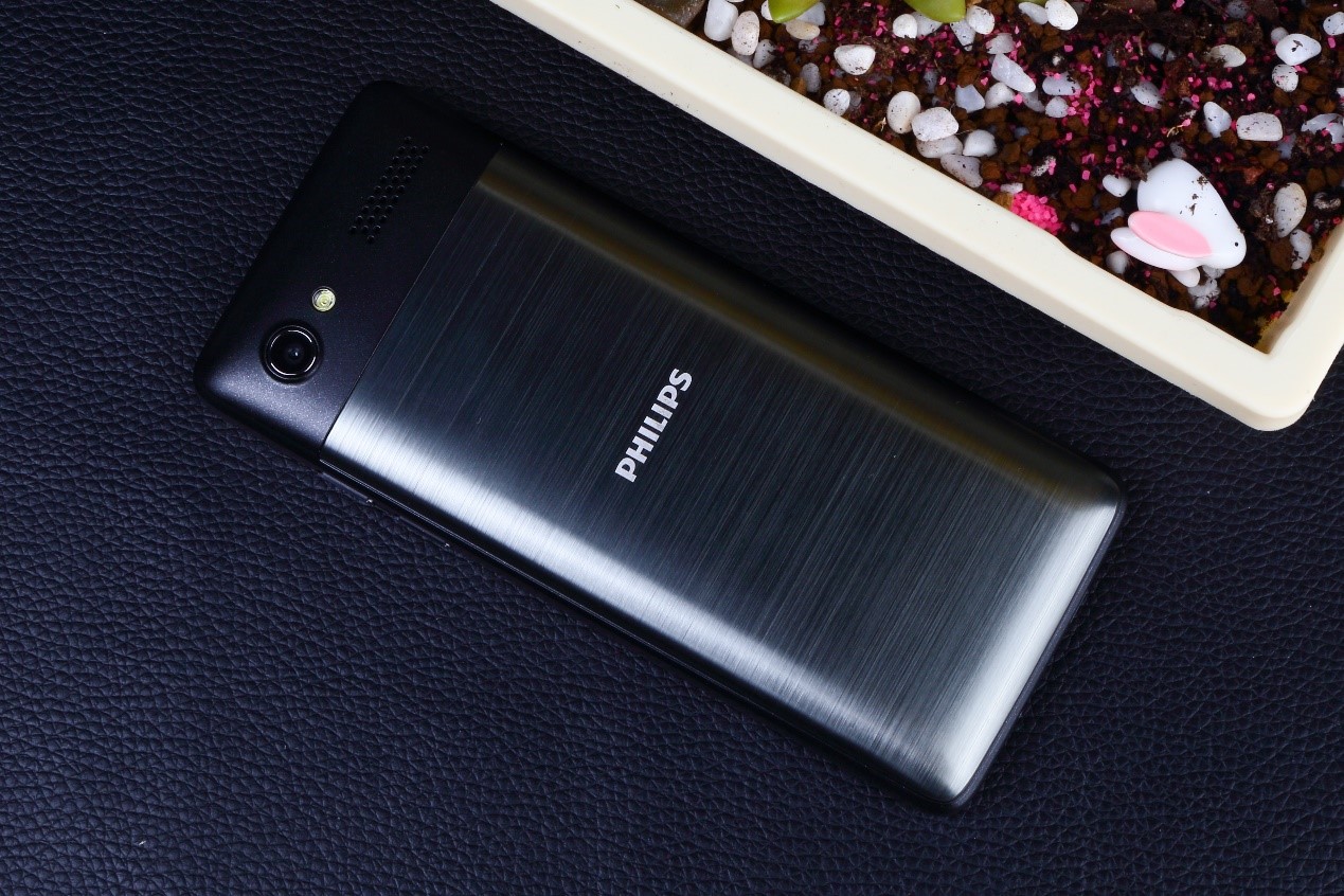 飞利浦功能机e6808怎么样,飞利浦e570和571的区别