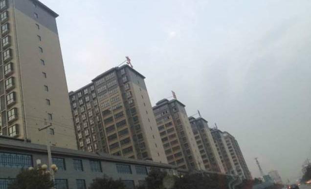 咸阳一室一厅的房子现在什么价格,咸阳一套复式的房子多少钱