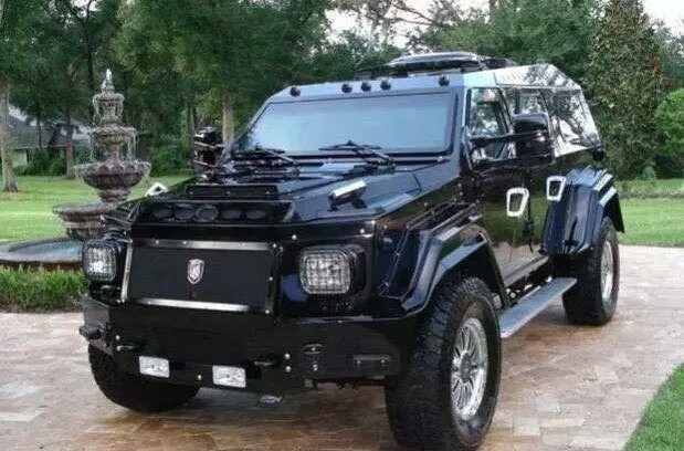 骑士十五世，无坚不摧移动的堡垒