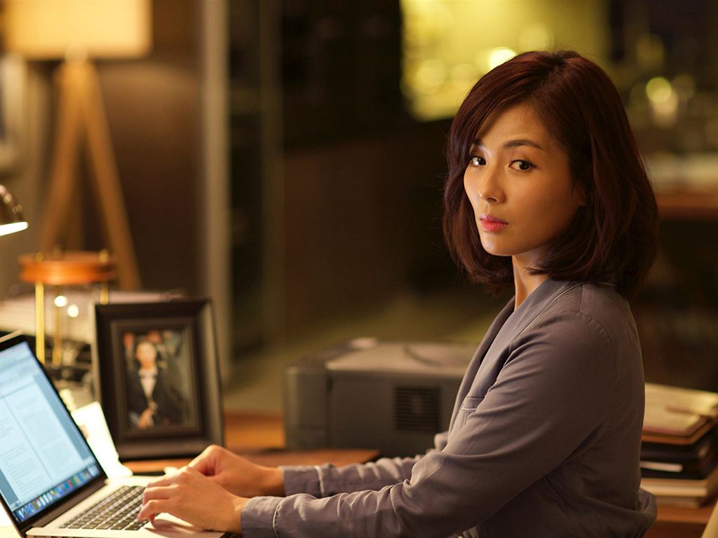 男人靠不住只有工作靠得住,男人靠不住要自己去赚钱才靠得住