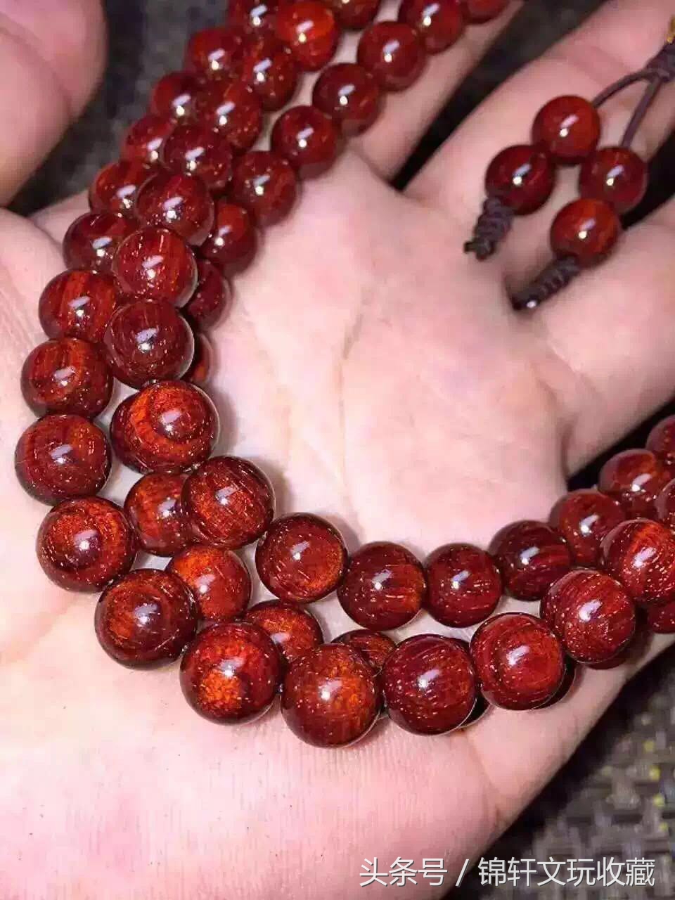 大叶紫檀和小叶紫檀手串的区别,18公分的小叶紫檀手串多少克