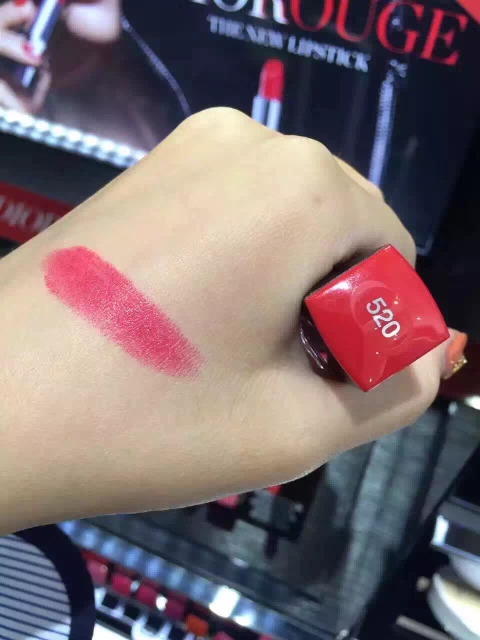 最火迪奥口红色号,迪奥蓝金口红哪个色好看