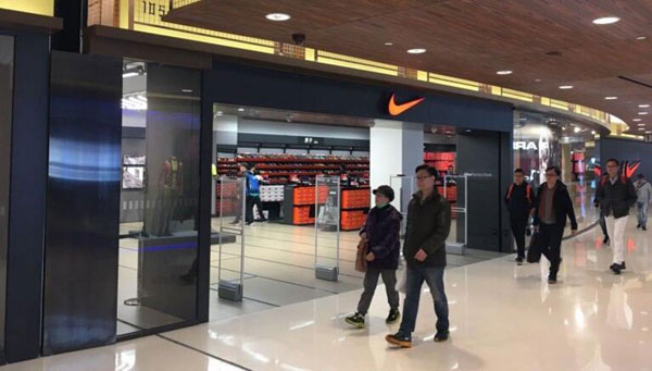 同价位买nike还是买新百伦好,阿迪耐克新百伦折扣