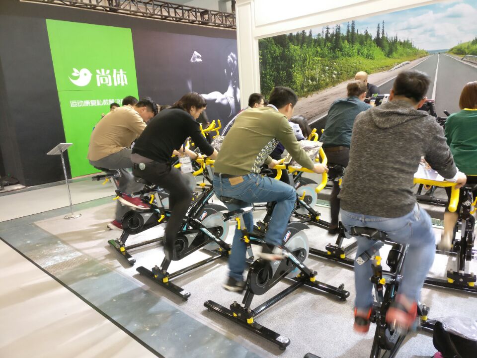 bh气动自行车,bh动感单车