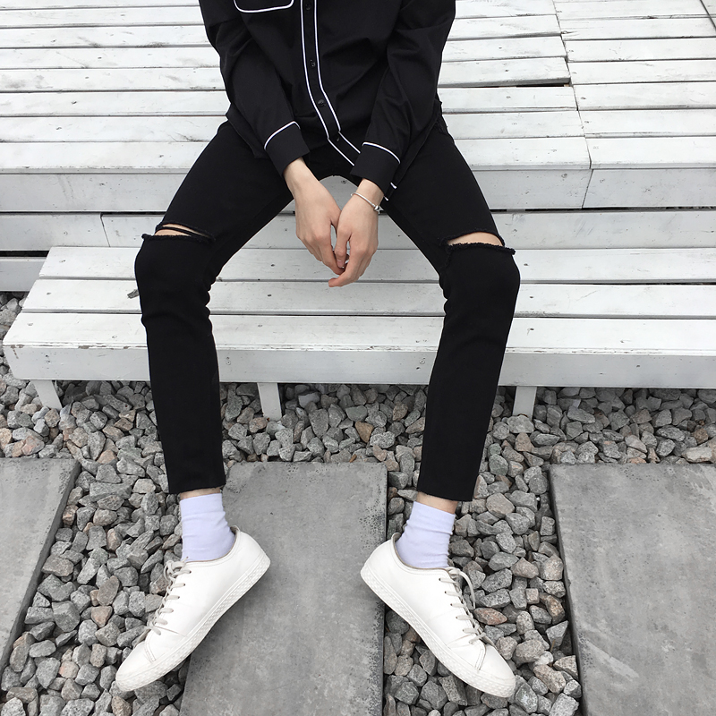 牛仔裤和工装裤搭配,牛仔裤和工装裤哪个好搭配