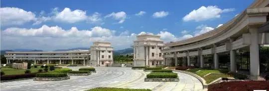 十大最好的法学院,排名前十的大学法学院