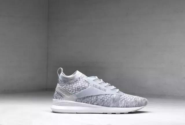 飞鸟极速盘旋素材,reebokzokurunner