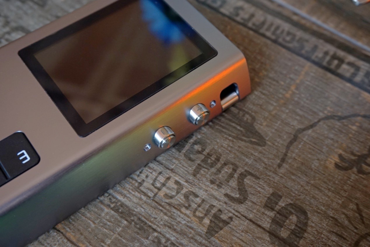 如果说哪个*放播**器更纯粹,那么七彩虹C200应该算是一个