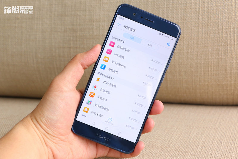 荣耀v9和一加3t哪个性能好,荣耀v9和一加3t哪个好玩