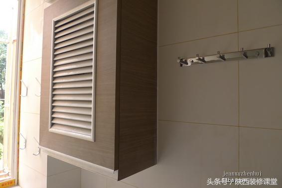 带天井的木头老房子,60平老房子一楼带院子