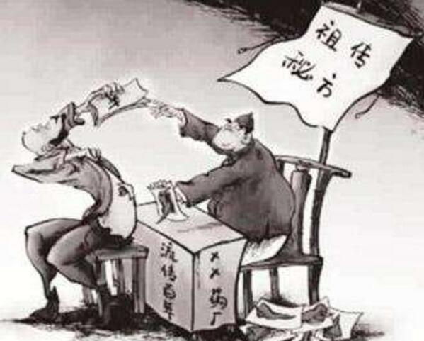 宝宝耳边有个小鼓包软软的,宝宝耳边长了个包