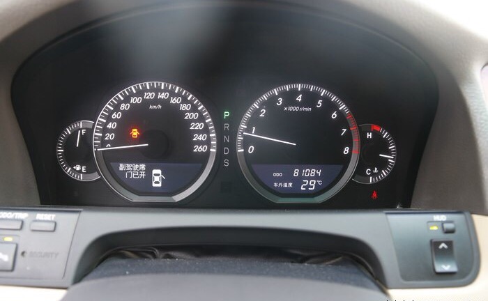 红旗盛世高档汽车,2016款一汽红旗盛世手动挡