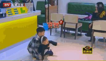 天啊,童年女神脸尖到不敢认,这是老了还是整容?