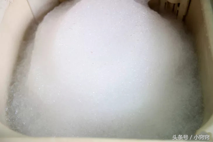 如何使僵硬的新床单变柔软