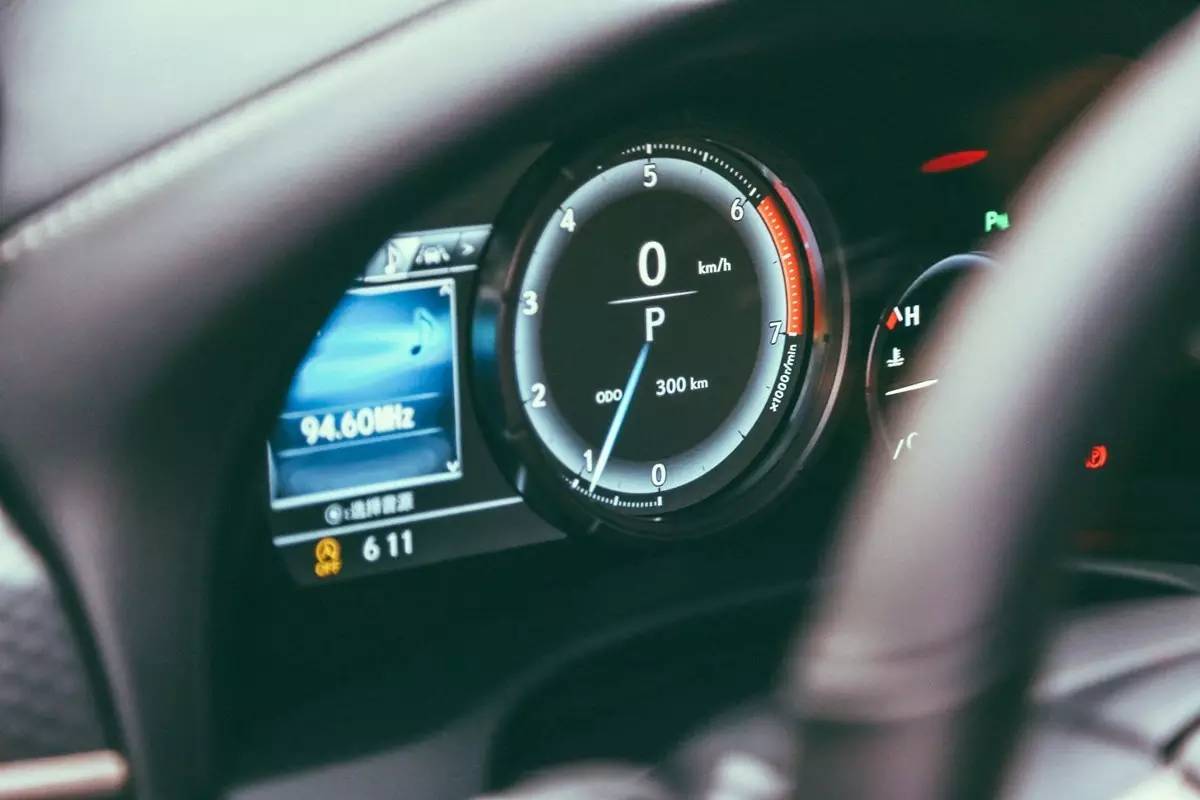 闆峰厠钀ㄦ柉gs300杞︿富,闆峰厠钀ㄦ柉gs430杞︿富閲囪