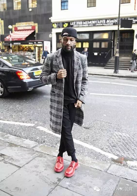 学会这些搭配,冬日高级配色