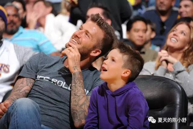 贝克汉姆大背头发型,贝克汉姆3个儿子名字