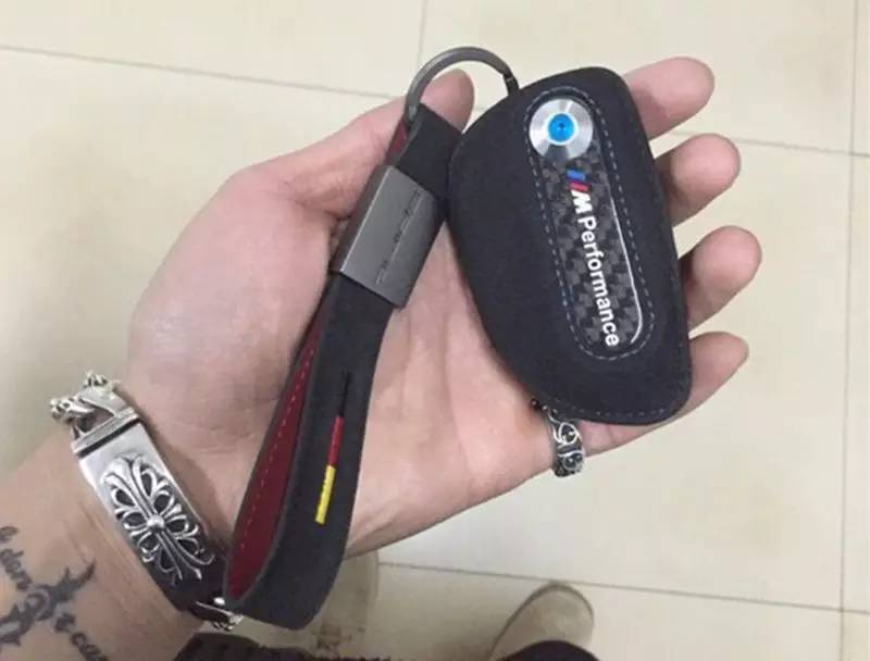 用车｜这种面料为何会让男人的双手高潮？｜Y车评