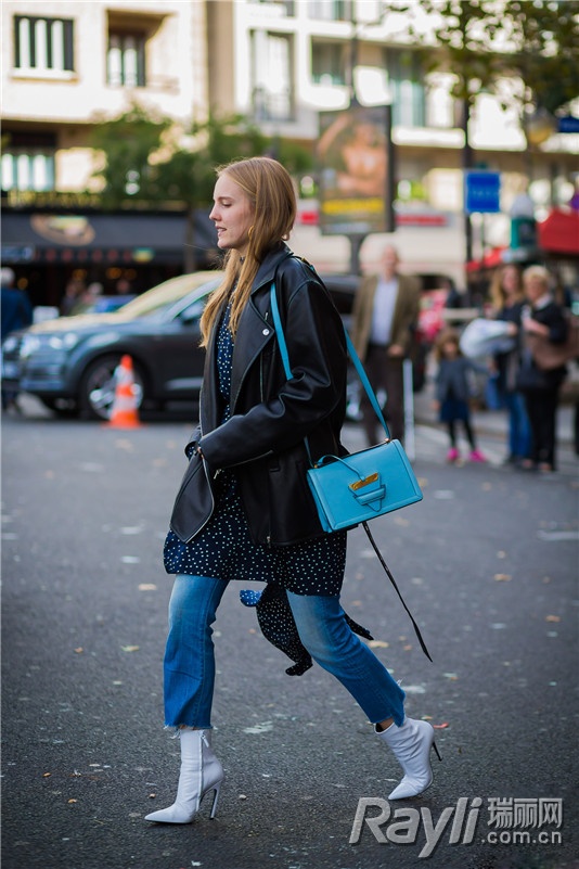 摆脱土气！2017黑底印花时髦更百搭