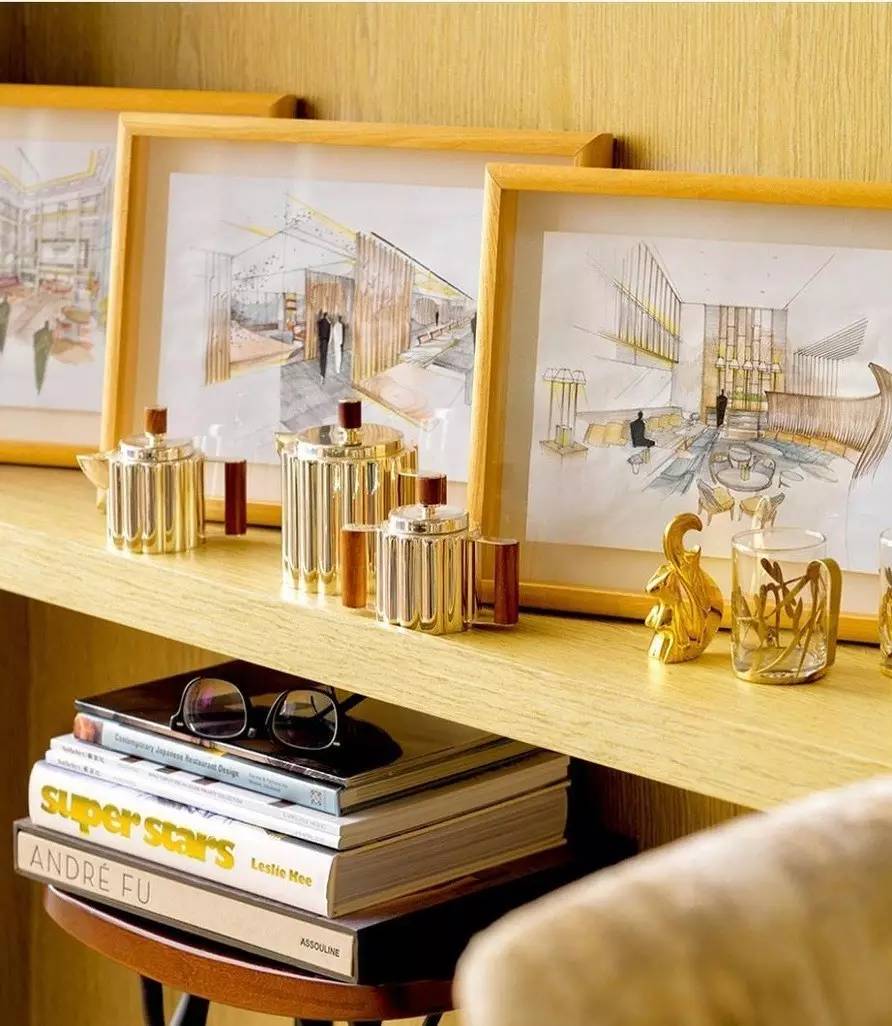 他放弃家族产业投身艺术，成为当今华人设计界的“钻石王老五”