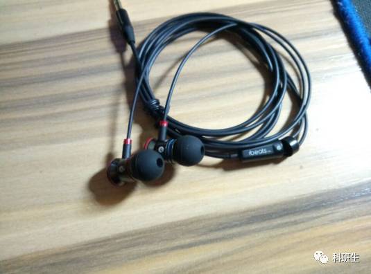 装逼教程｜耳机不用买，自己也能做！