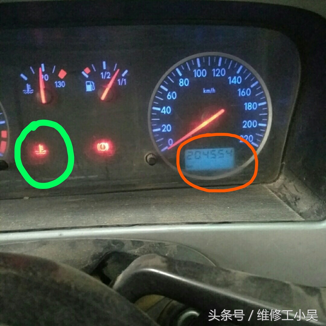 老款桑塔纳故障灯亮,最老款大众桑塔纳故障灯图解