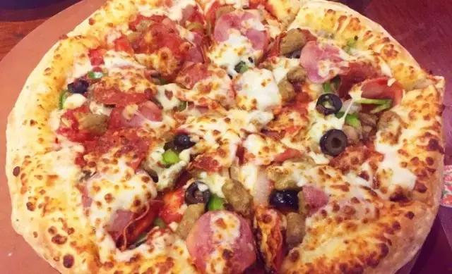 30选1，全广州最抵食的好吃披萨找到了！团长用生命亲测！