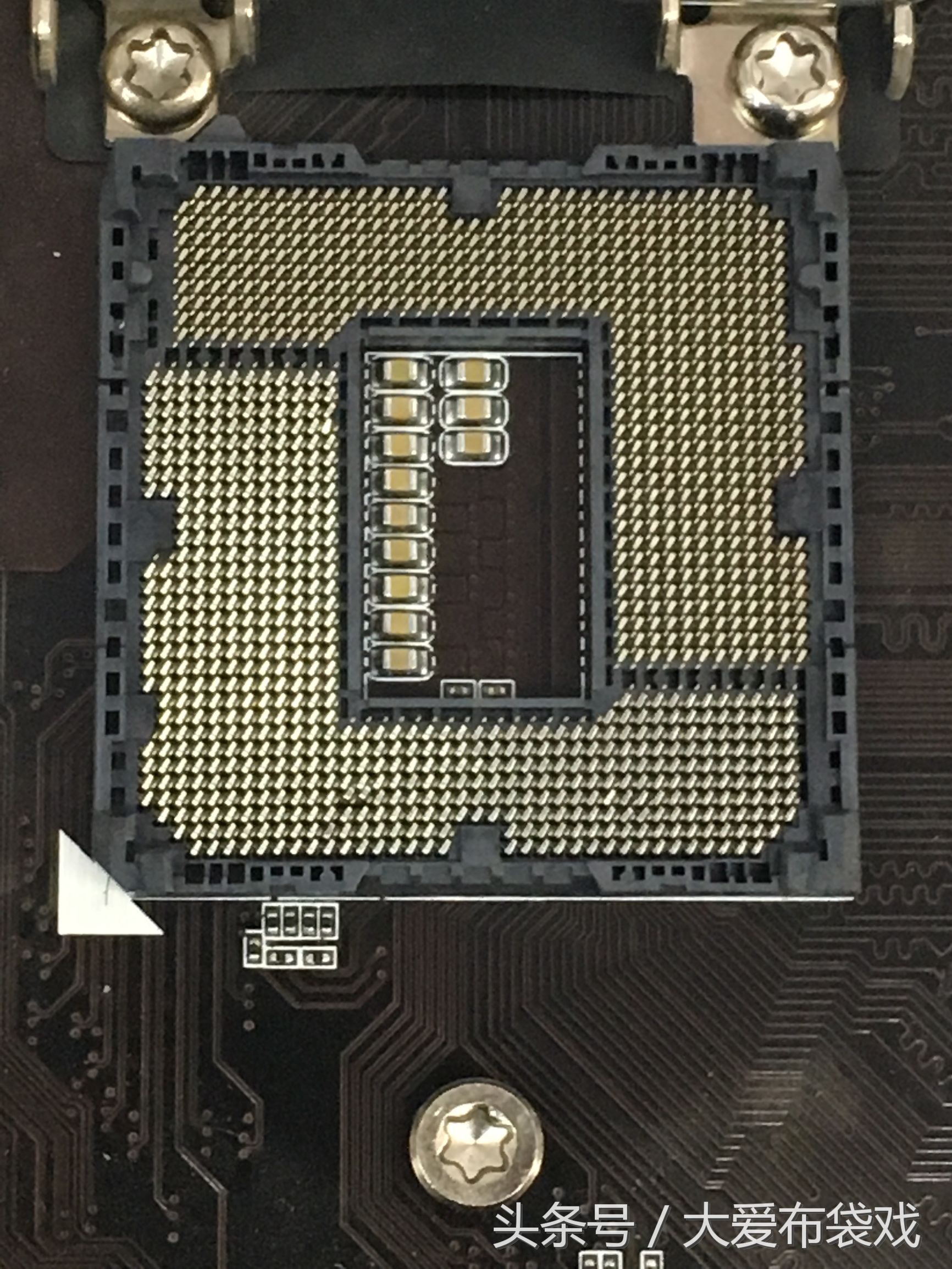 150元收了个不能正常开机的联想主机，大家来瞧瞧值不值