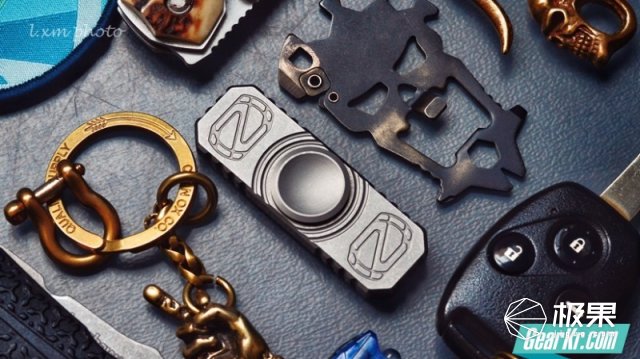 曾经风靡全国的指尖陀螺,火爆全球的指尖陀螺