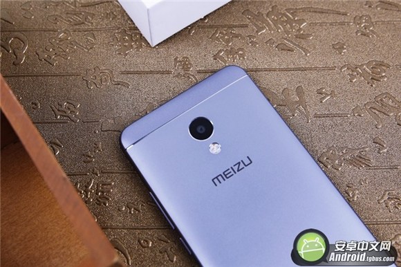 千元机快充大运存魅蓝5s手机评测