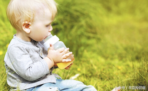 宝宝不爱喝水怎么办有妙招,宝宝不爱喝水这三招轻松解决