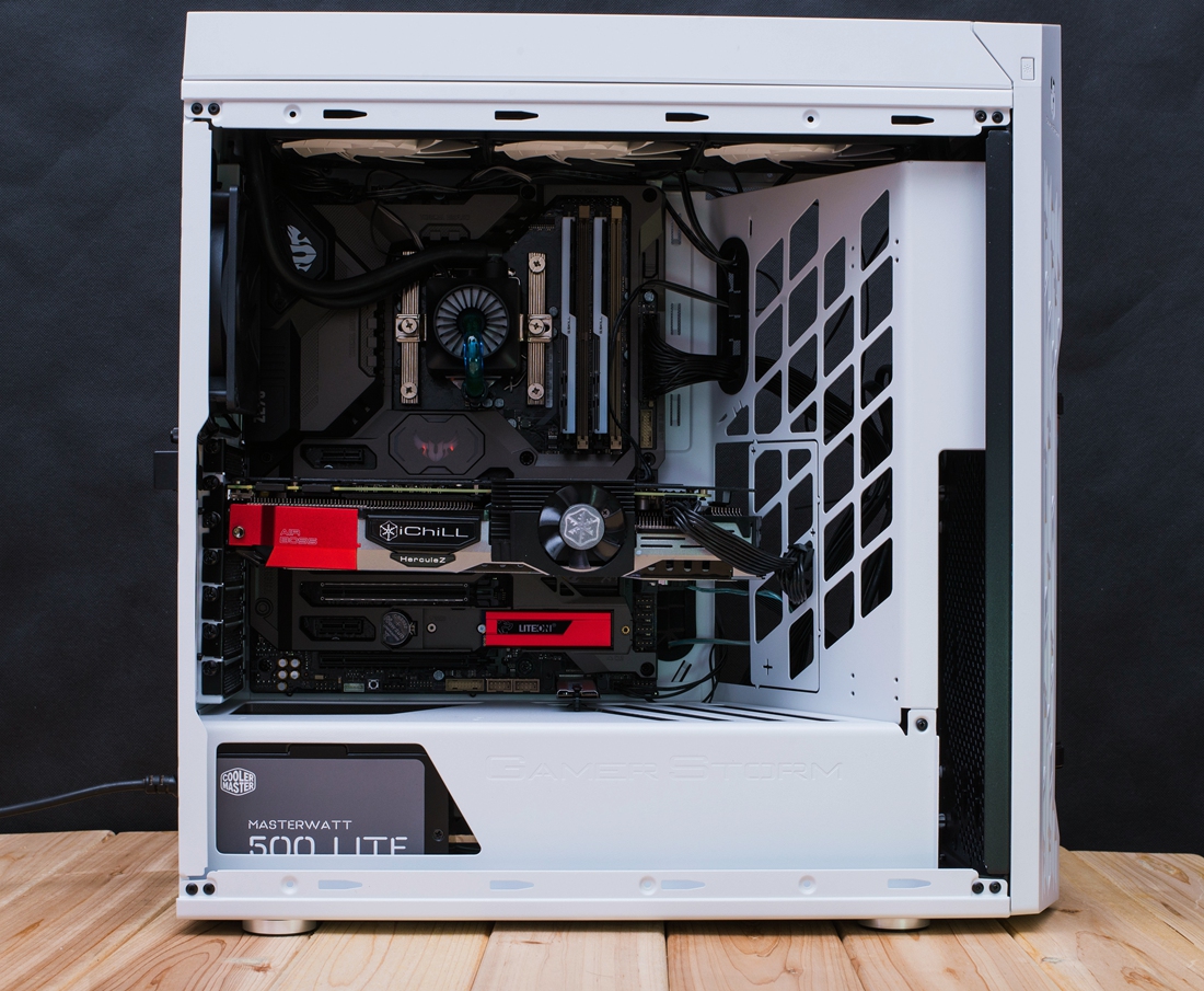 华硕电脑玩生化危机,华硕无畏15i生化危机