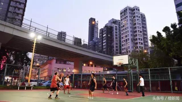 两个篮球狂人打遍香港街场，这些场子真是无奇不有！