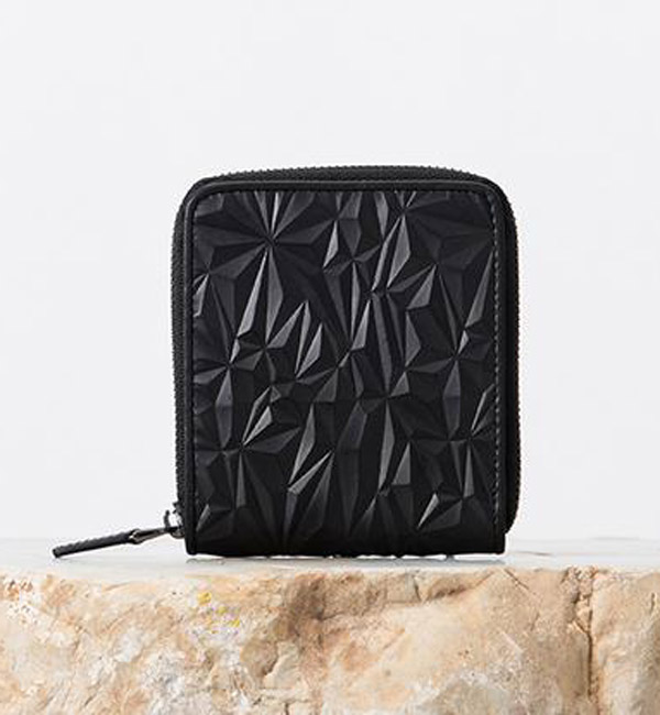 哪个品牌的奢侈品钱包款式好 (快时尚品牌钱包推荐)