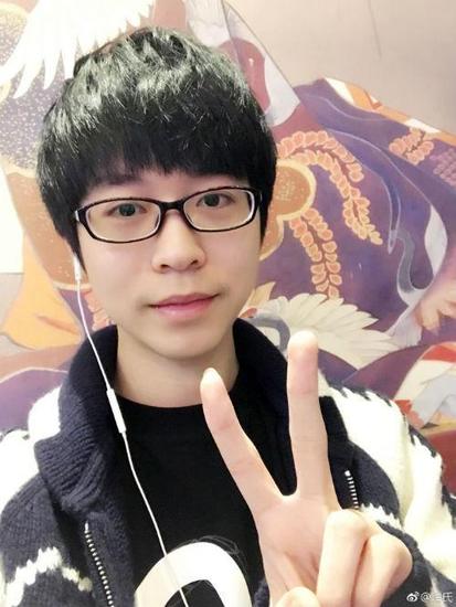 一周轻谈:苍老师也沉迷游戏,魔兽变约X神器?