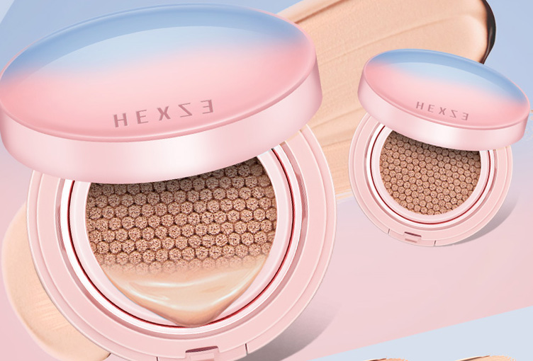 化妆可以让你更自信,化妆做脸部护理的手法