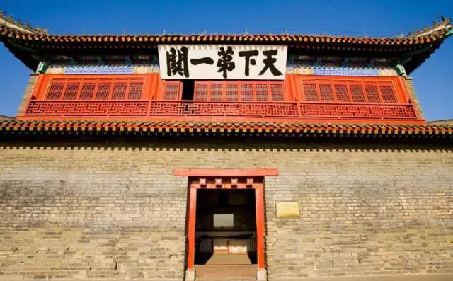 生活中不规范用字的牌匾错别字,古人题写牌匾为什么很多错别字