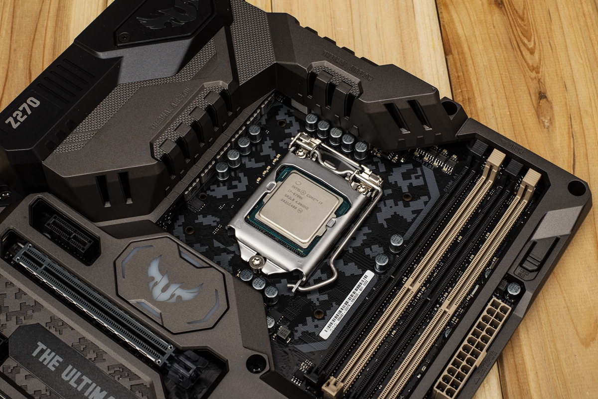 华硕电脑玩生化危机,华硕无畏15i生化危机